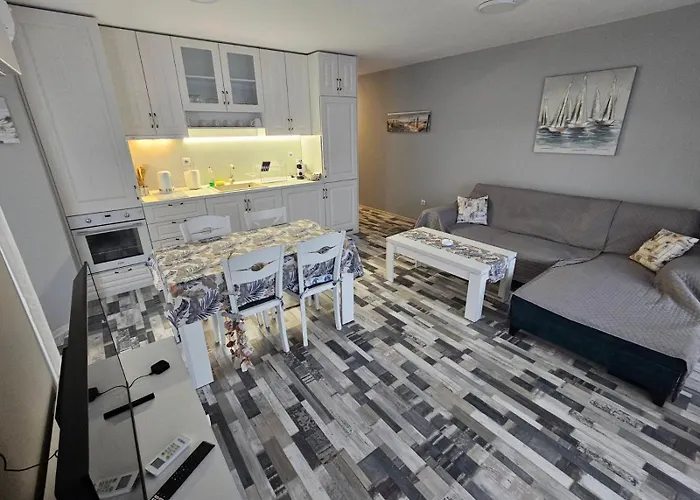 Denevi' Seaside - 2 Bedrooms * Lozenets