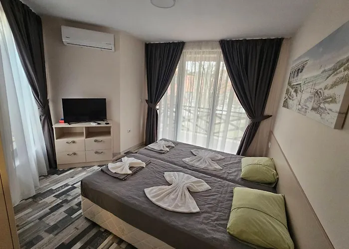 Denevi' Seaside - 2 Bedrooms Apartament Lozeneț